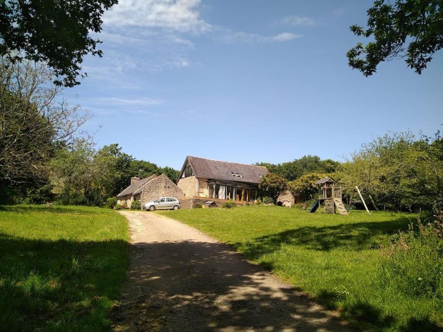 Les Crins De Gaia Villa Plogastel-Saint-Germain Exteriör bild